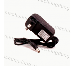 Adapter 7.5V/2A